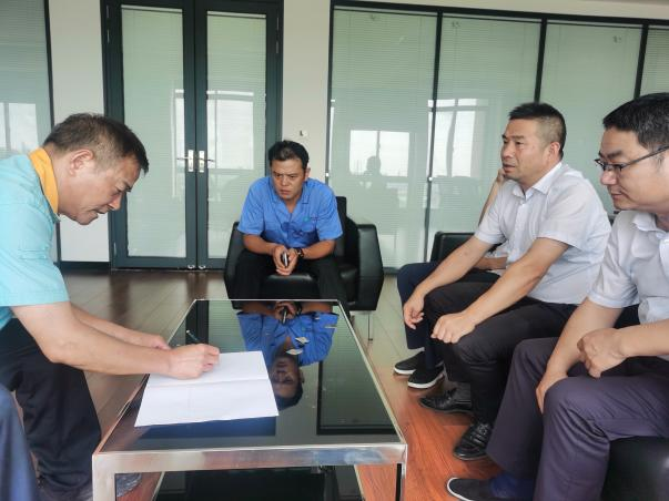 1730169021587594.png “三心”2.png